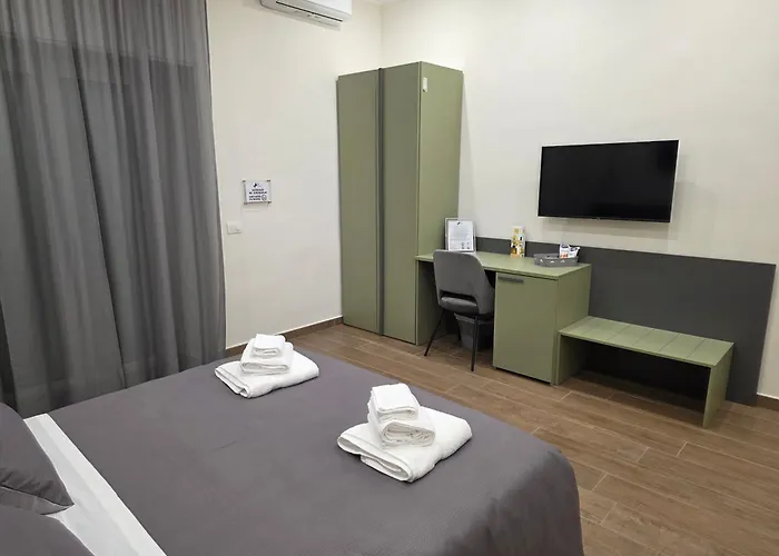 Il Corsiero Del Sole Neapol