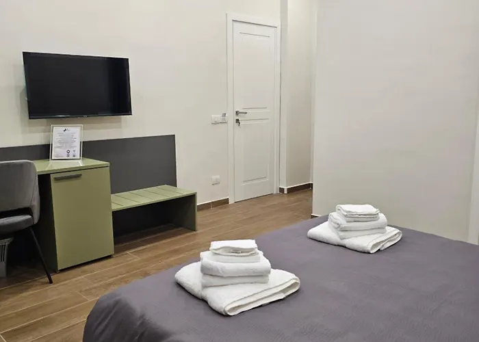 Il Corsiero Del Sole Pensjonat Neapol